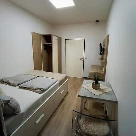Hotel Appartements Asado ベーヴェルンゲン