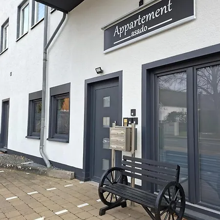 Hotel Appartements Asado ベーヴェルンゲン